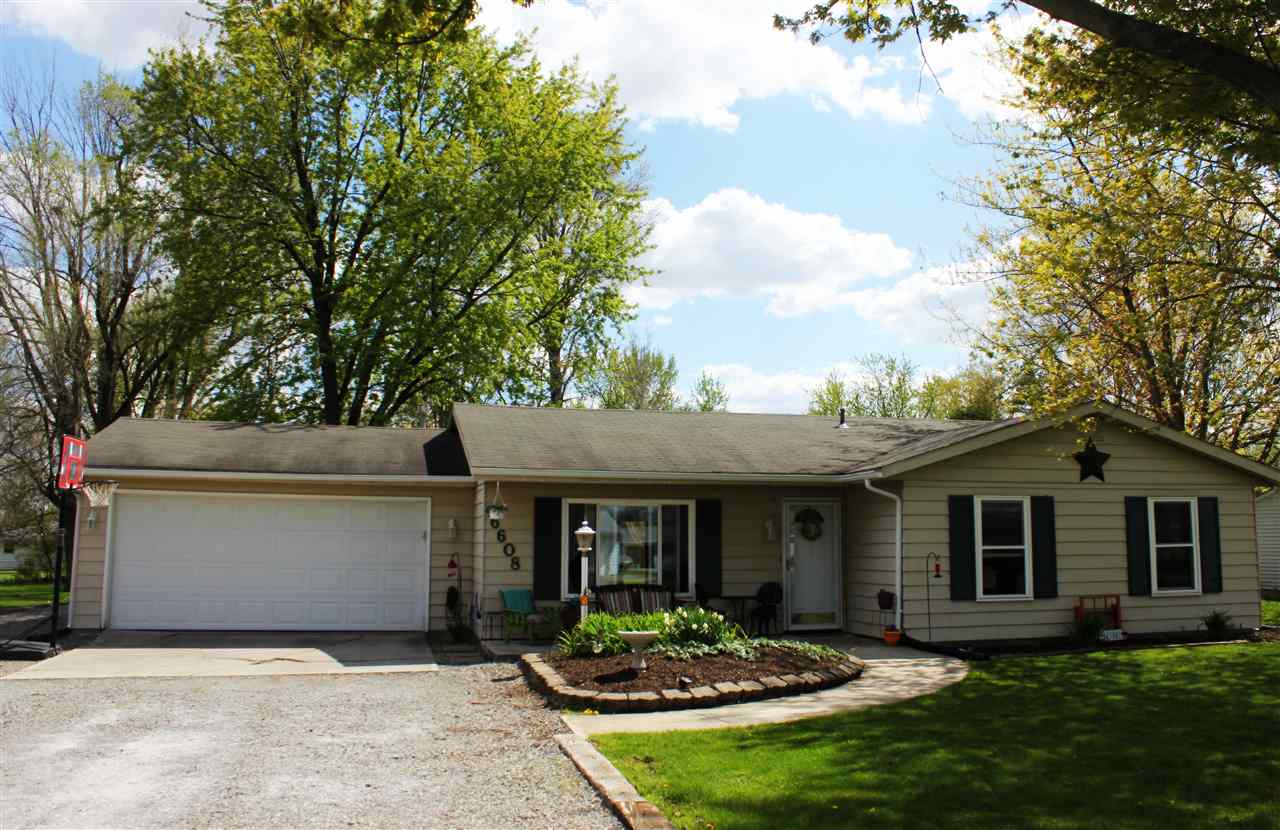 6608 Velmar Dr, Fort Wayne, IN 46835 photo 2