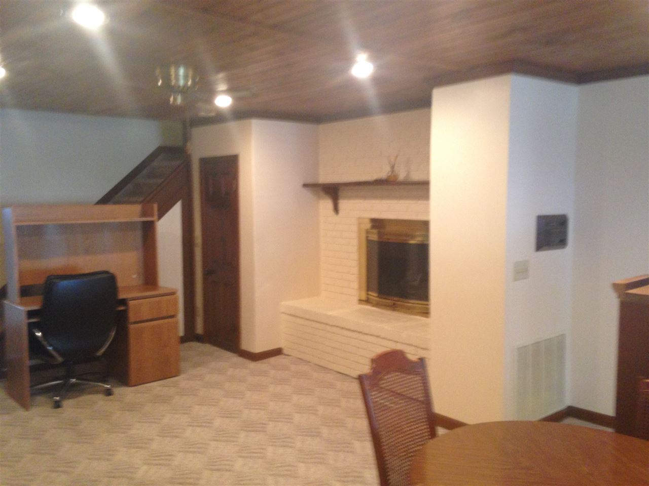445 W Hill St, Wabash, IN 46992 photo 3