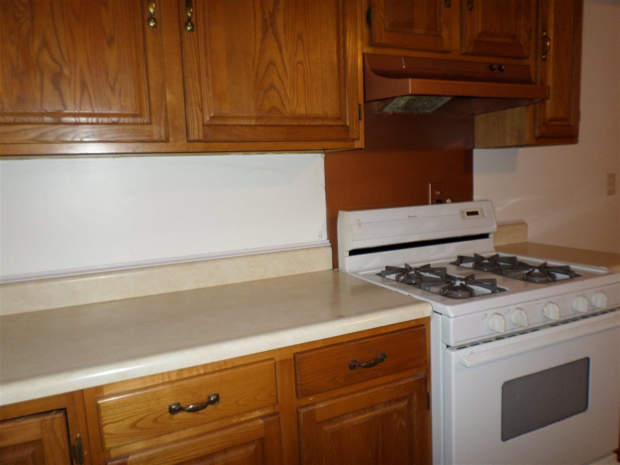 1710 Park St, Huntington, IN 46750 photo 17