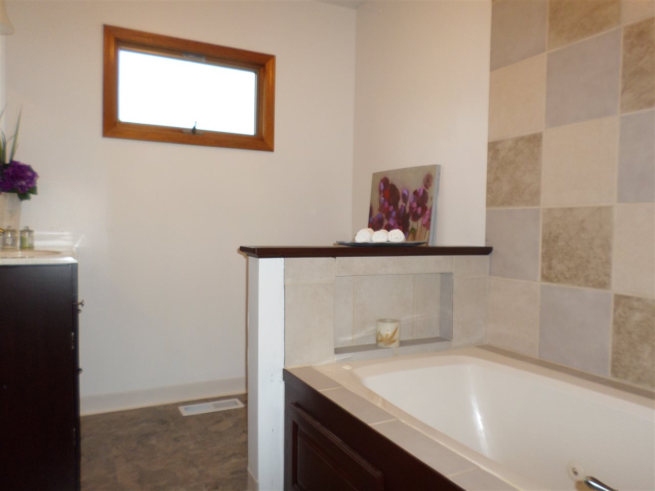 1710 Park St, Huntington, IN 46750 photo 7