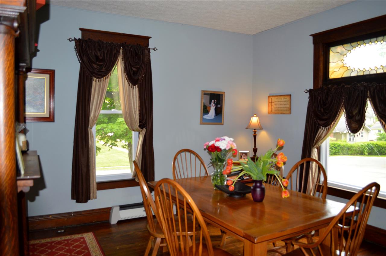 2130 H St, Bedford, IN 47421 photo 2