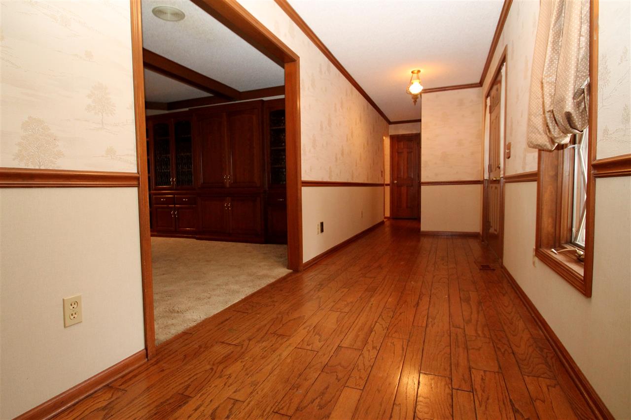 1202 Canterbury Dr, Decatur, IN 46733 photo 14