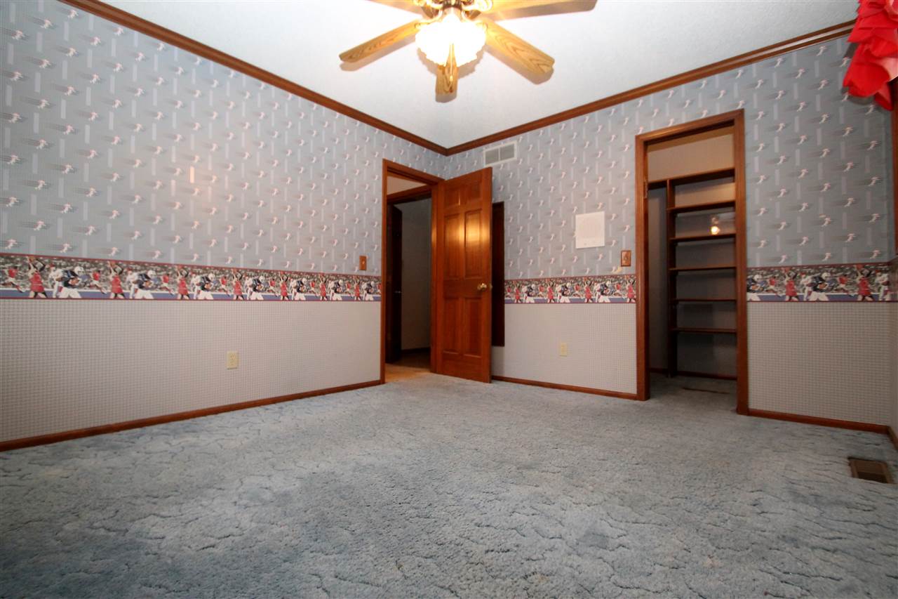 1202 Canterbury Dr, Decatur, IN 46733 photo 23