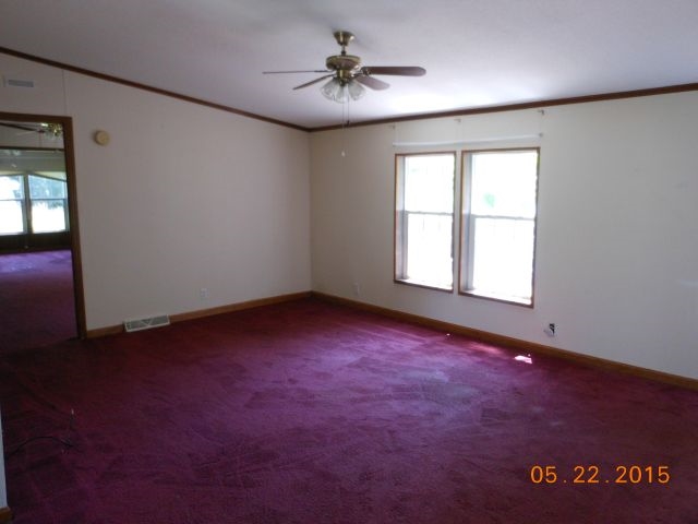 5488 E Lee St, Boonville, IN 47601 photo 8