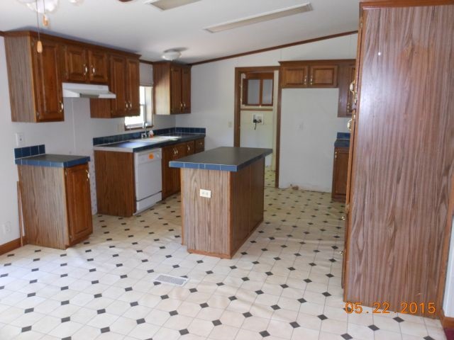 5488 E Lee St, Boonville, IN 47601 photo 6