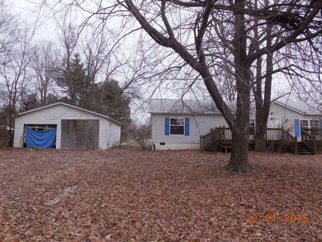 5488 E Lee St, Boonville, IN 47601 photo 1