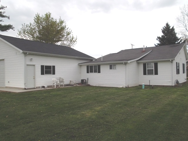 115 E Fuson Rd, Muncie, IN 47302 photo 10