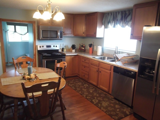 115 E Fuson Rd, Muncie, IN 47302 photo 2