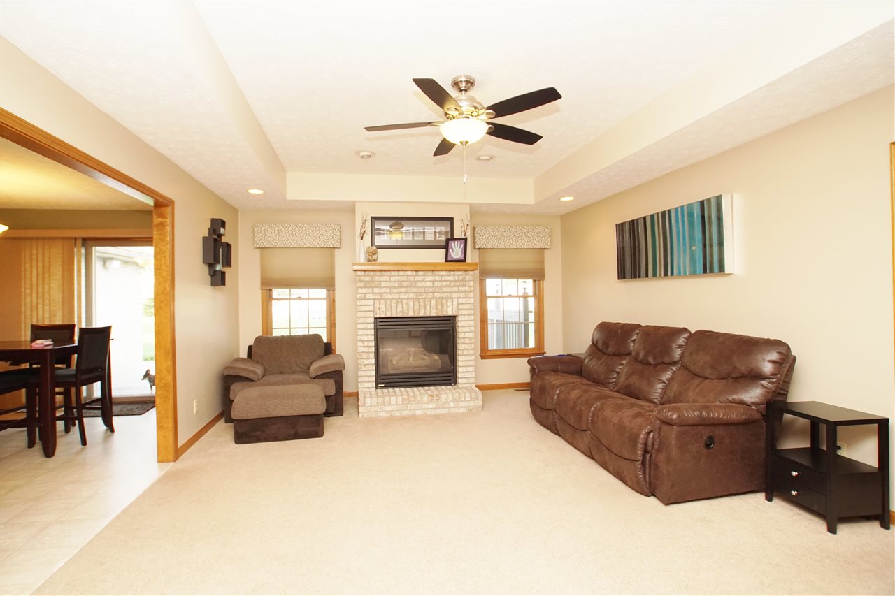 377 Scarlet Dr, Greentown, IN 46936 photo 2