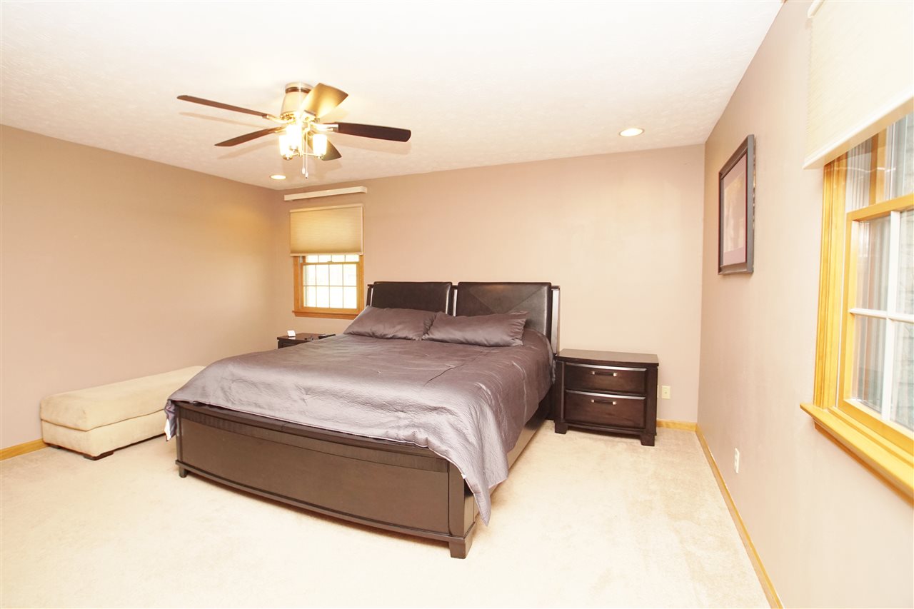 377 Scarlet Dr, Greentown, IN 46936 photo 9