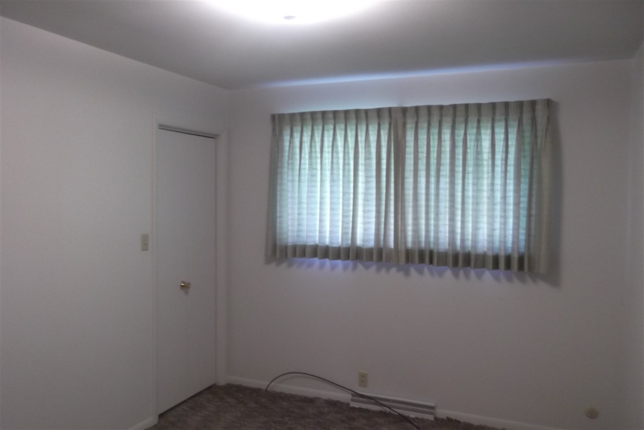 307 N Brentwood Ln, Muncie, IN 47304 photo 16
