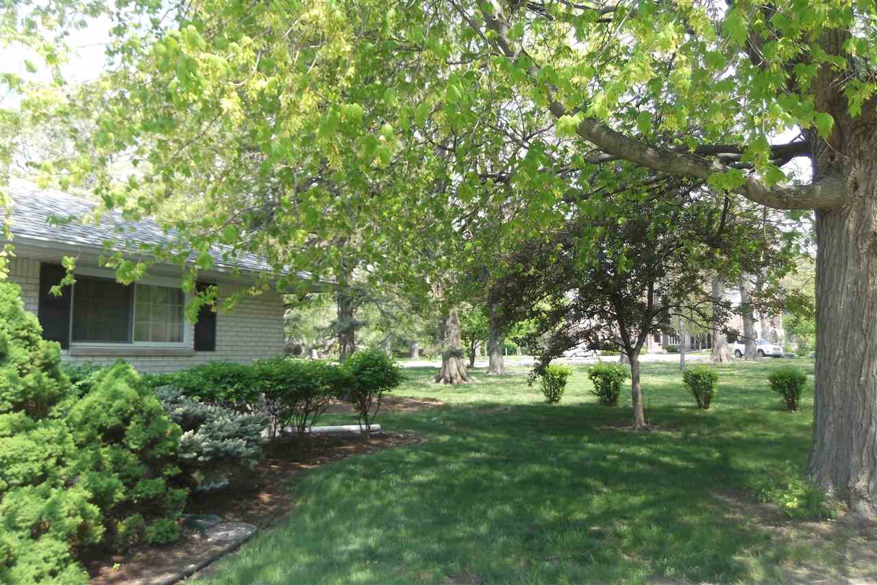 307 N Brentwood Ln, Muncie, IN 47304 photo 27
