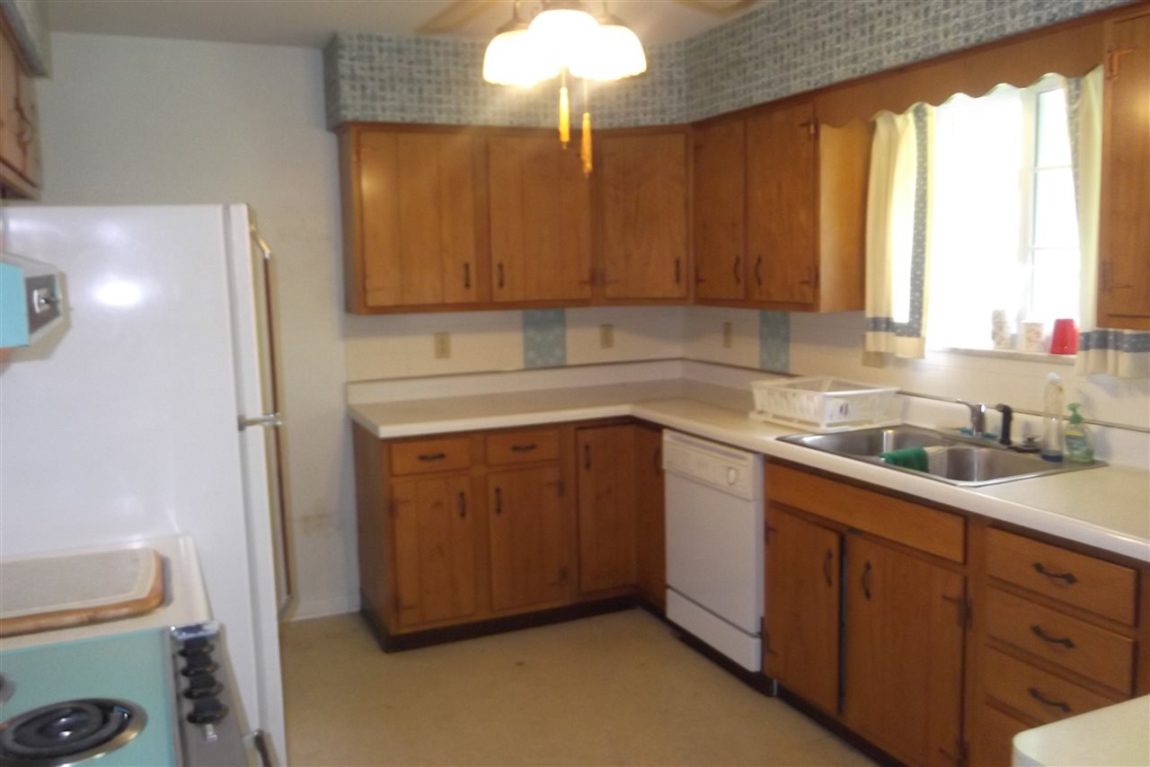 307 N Brentwood Ln, Muncie, IN 47304 photo 6