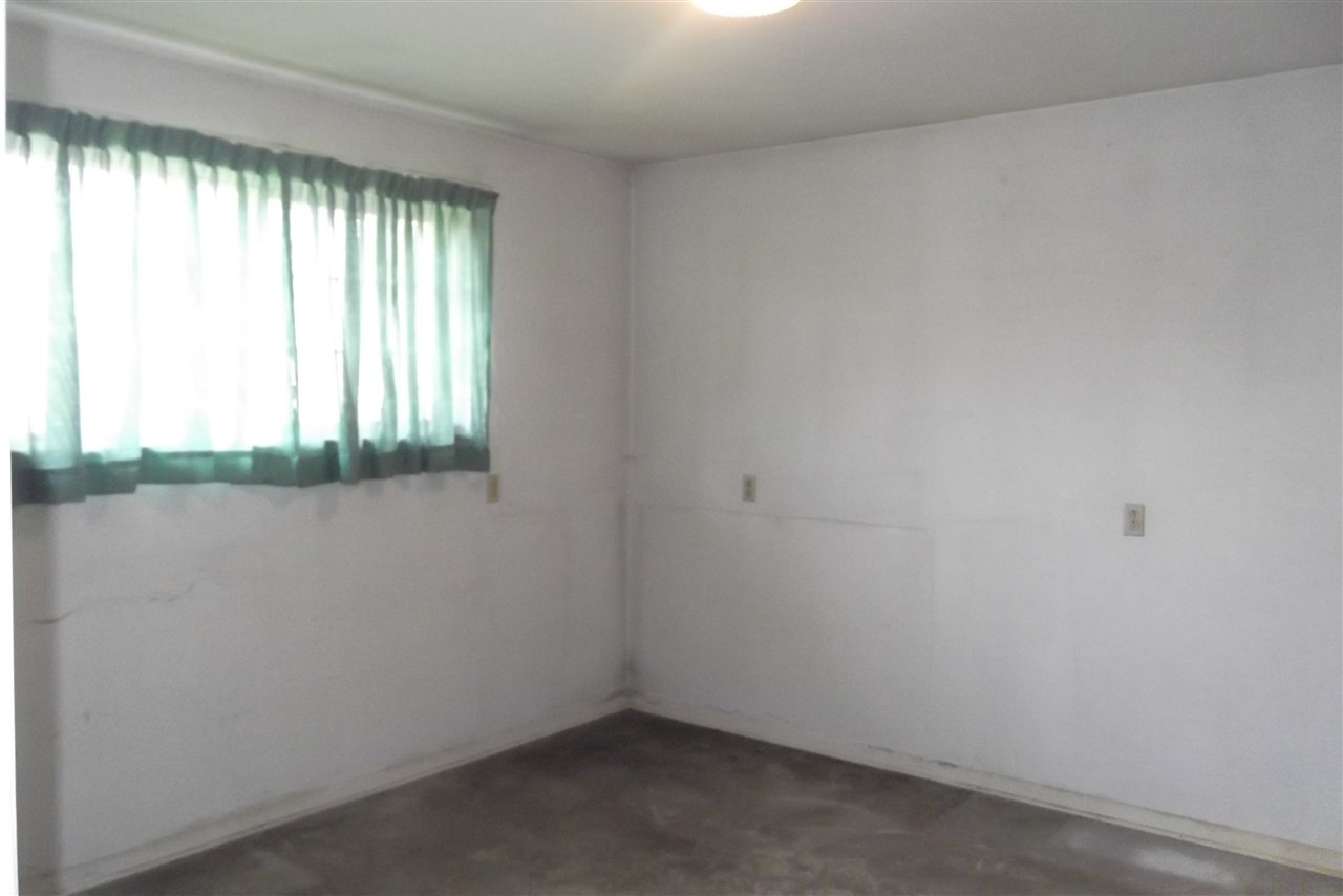 307 N Brentwood Ln, Muncie, IN 47304 photo 11