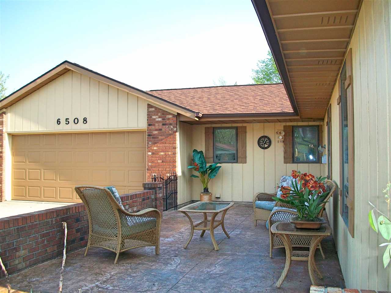 6508 Hillsboro Ln, Fort Wayne, IN 46835 photo 4