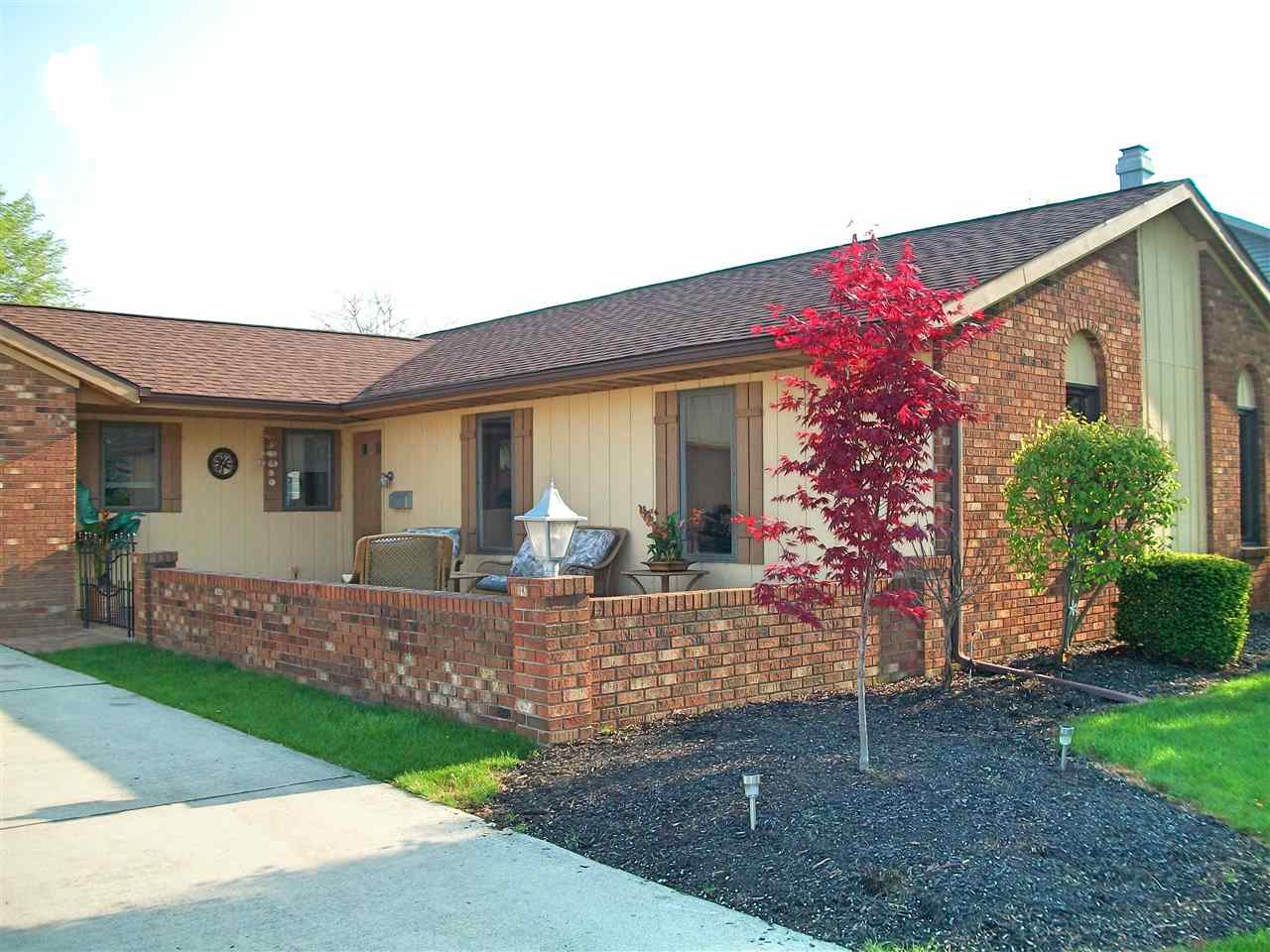 6508 Hillsboro Ln, Fort Wayne, IN 46835 photo 2