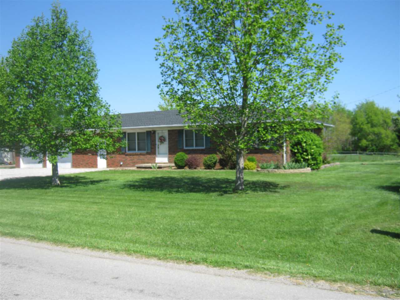 1110 E 600 S, Fort Branch, IN 47648 photo 1