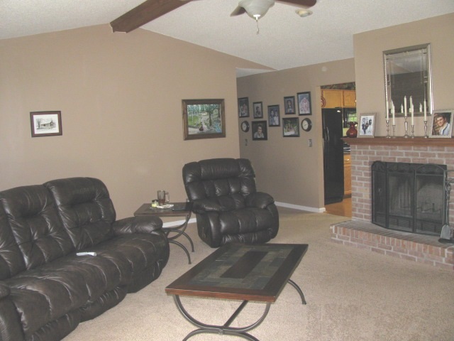 5640 Goodman Rd, New Harmony, IN 47631 photo 3