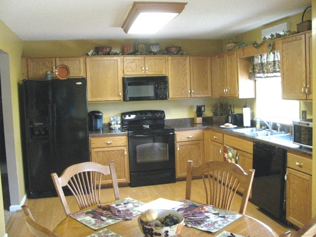 5640 Goodman Rd, New Harmony, IN 47631 photo 6