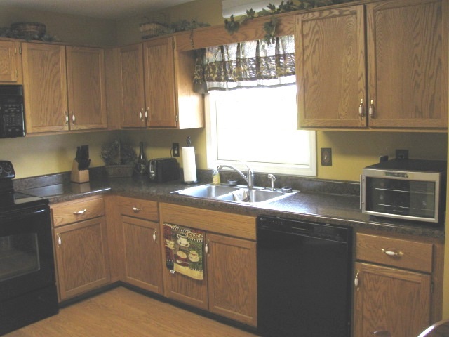 5640 Goodman Rd, New Harmony, IN 47631 photo 7