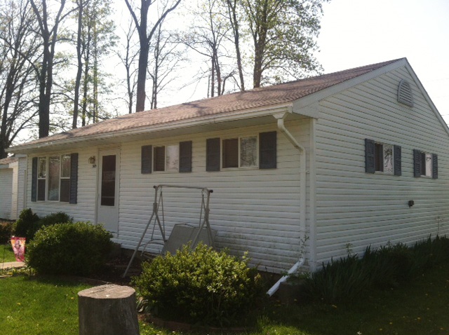 585 SE Shadey Ln, Winchester, IN 47394 photo 2