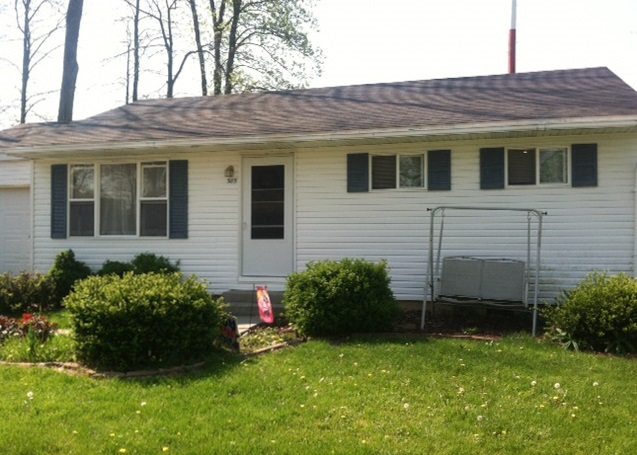 585 SE Shadey Ln, Winchester, IN 47394 photo 1