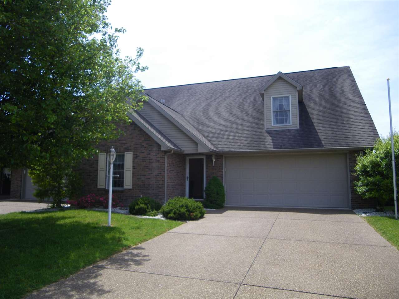 8113 Covington Ct, Newburgh, IN 47630 photo 1