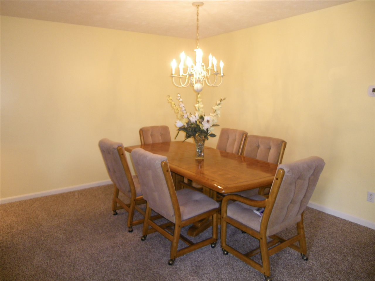 8113 Covington Ct, Newburgh, IN 47630 photo 3