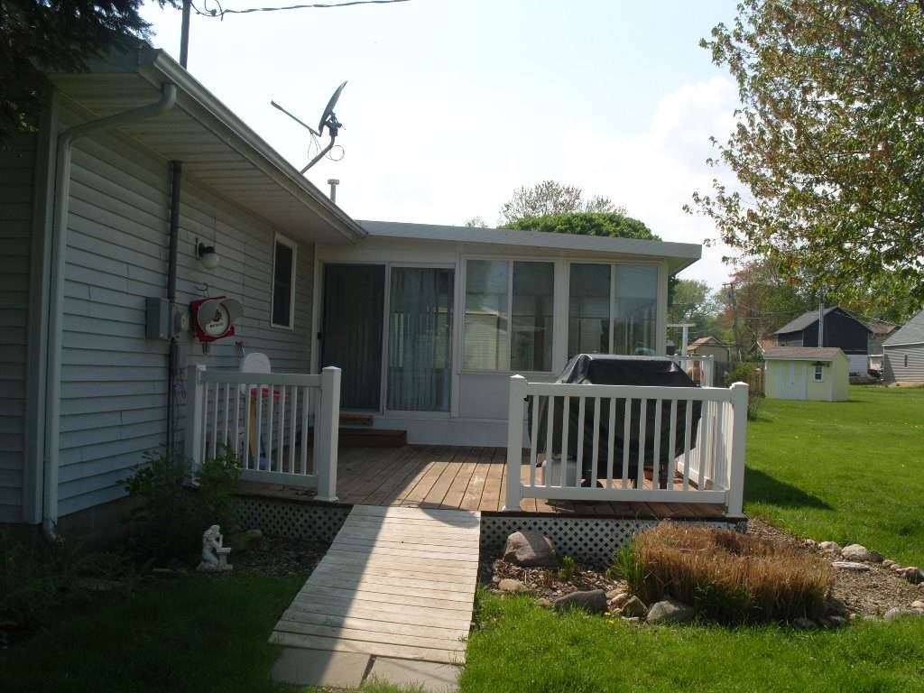 631 E South St, Bremen, IN 46506 photo 12