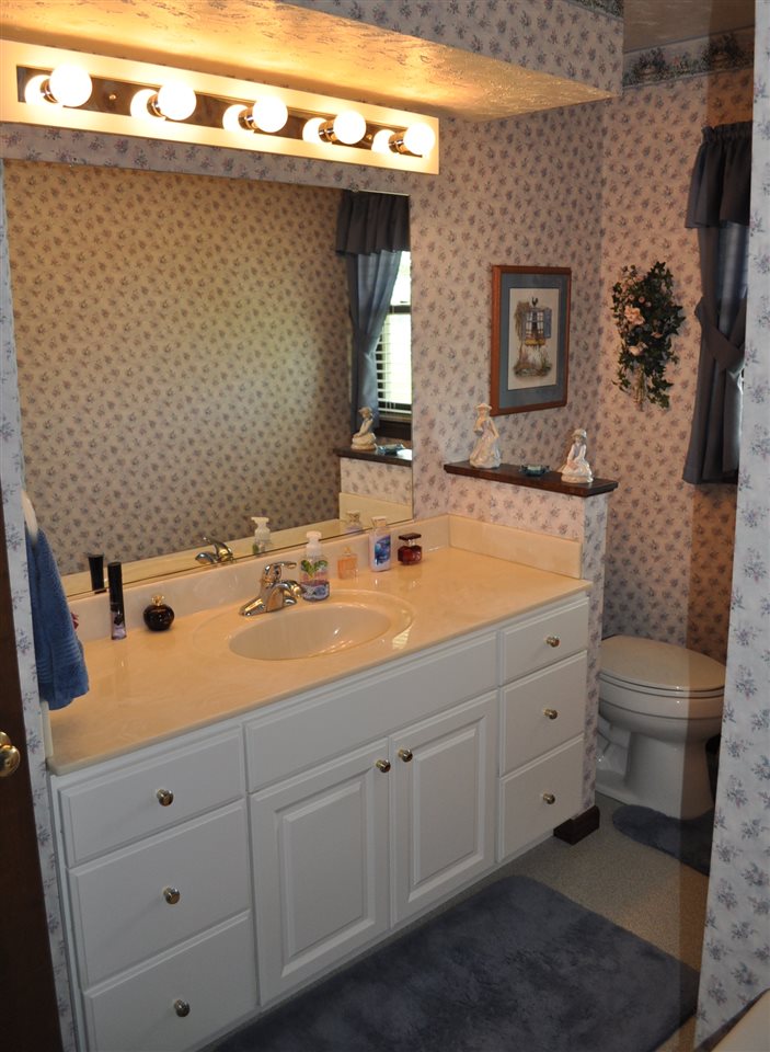17358 County Road 40, Goshen, IN 46526 photo 7