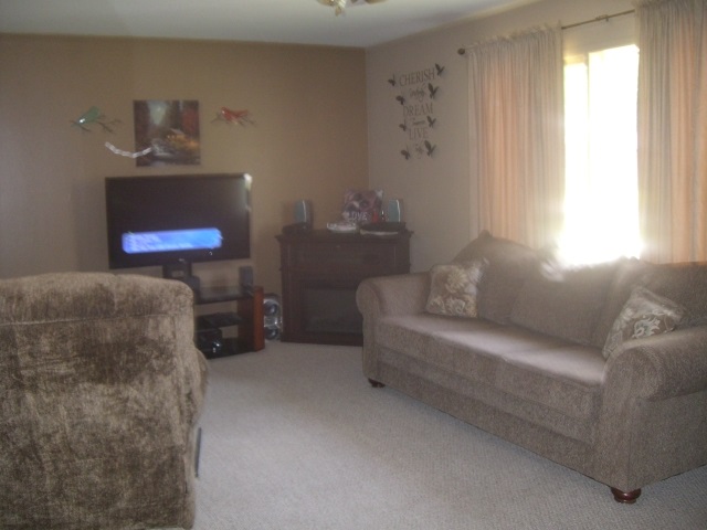 1112 E Marshall St, Marion, IN 46952 photo 11