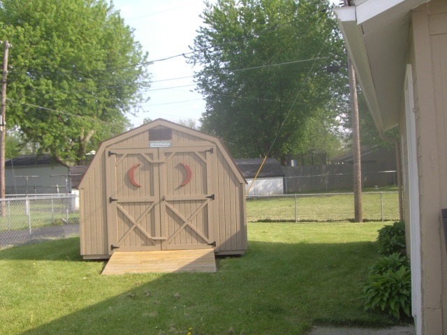 1112 E Marshall St, Marion, IN 46952 photo 4