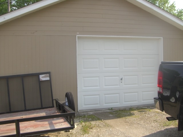 1112 E Marshall St, Marion, IN 46952 photo 3