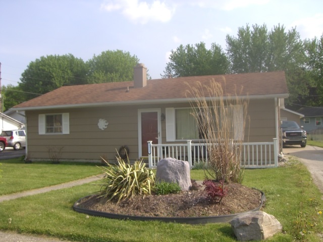 1112 E Marshall St, Marion, IN 46952 photo 1