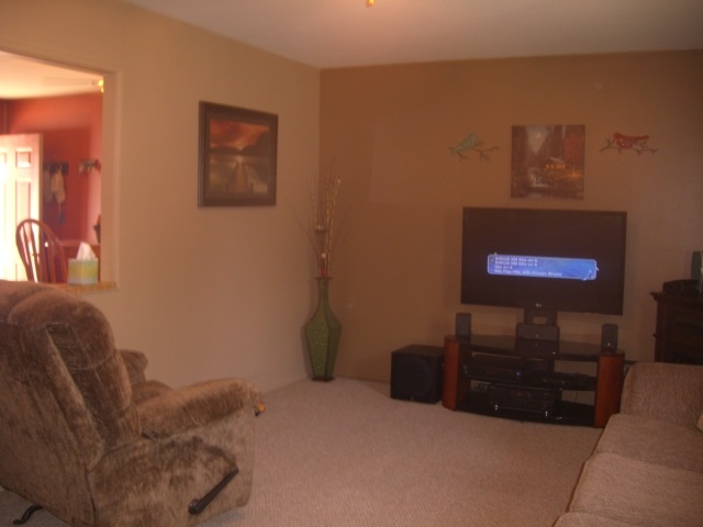 1112 E Marshall St, Marion, IN 46952 photo 7
