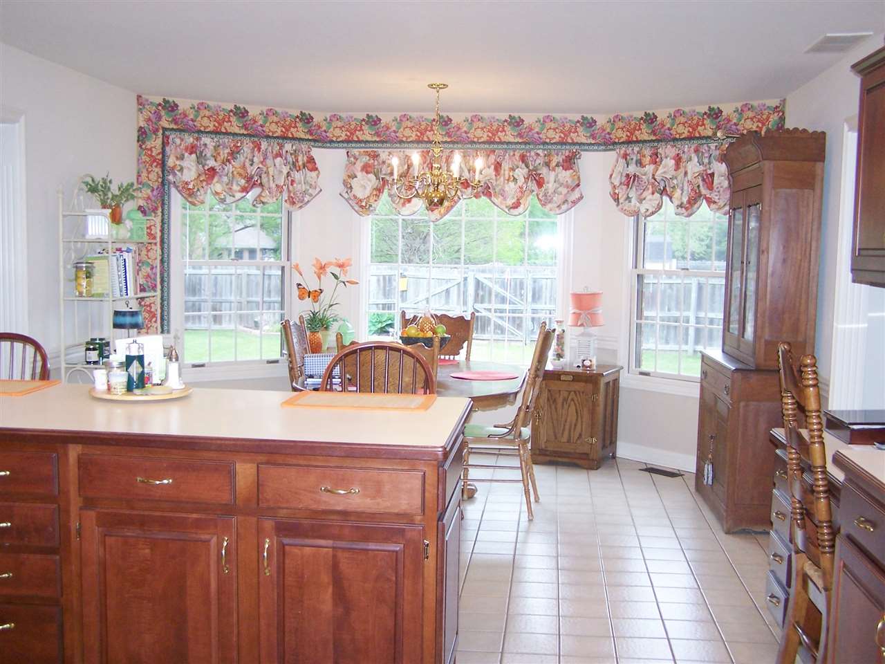 4200 Huntington Pl, Evansville, IN 47725 photo 3