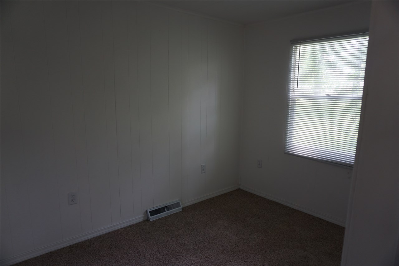 50970 Cornwall Rd, Bristol, IN 46507 photo 11