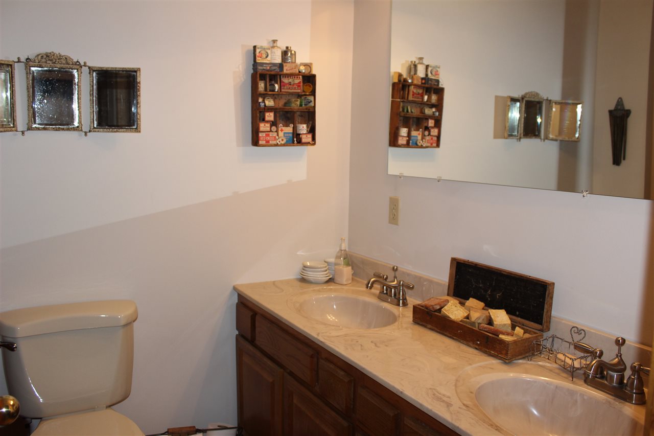 221 Smiths Rd, Mitchell, IN 47446 photo 18