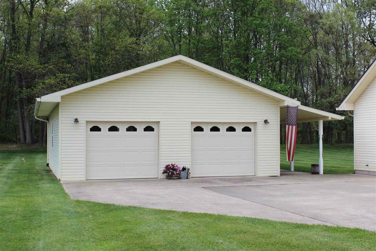 221 Smiths Rd, Mitchell, IN 47446 photo 3