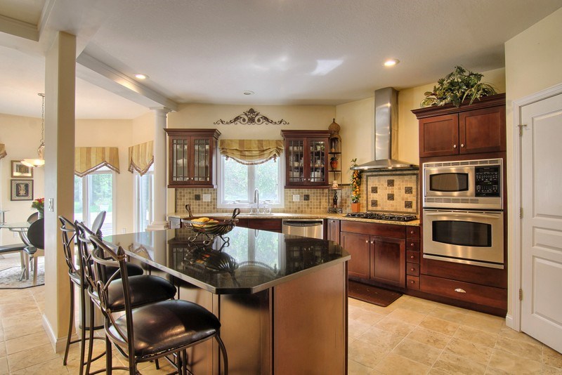 3401 Timber Valley Dr, Kokomo, IN 46902 photo 6