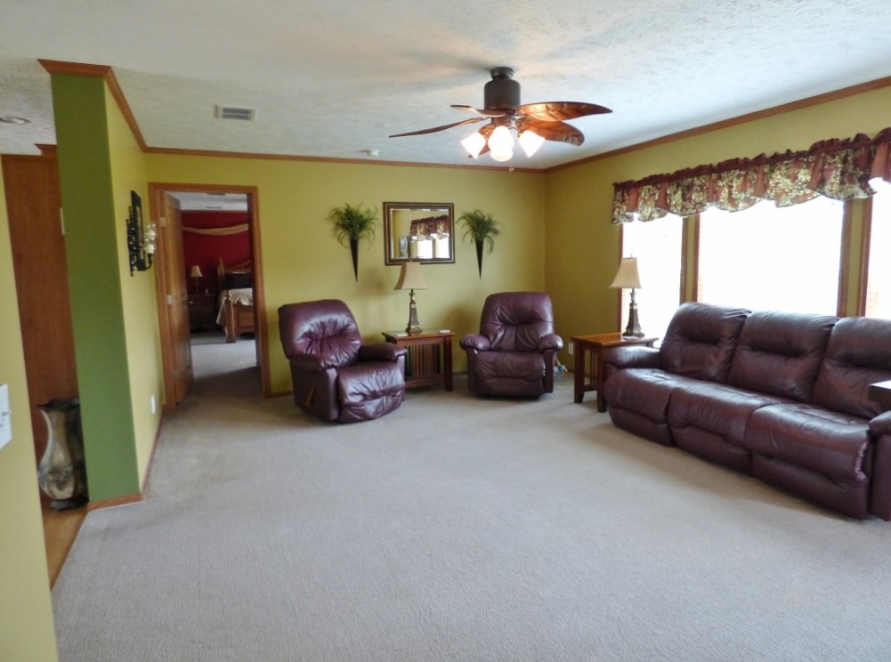 1581 Smith Valley Rd, Loogootee, IN 47553 photo 13