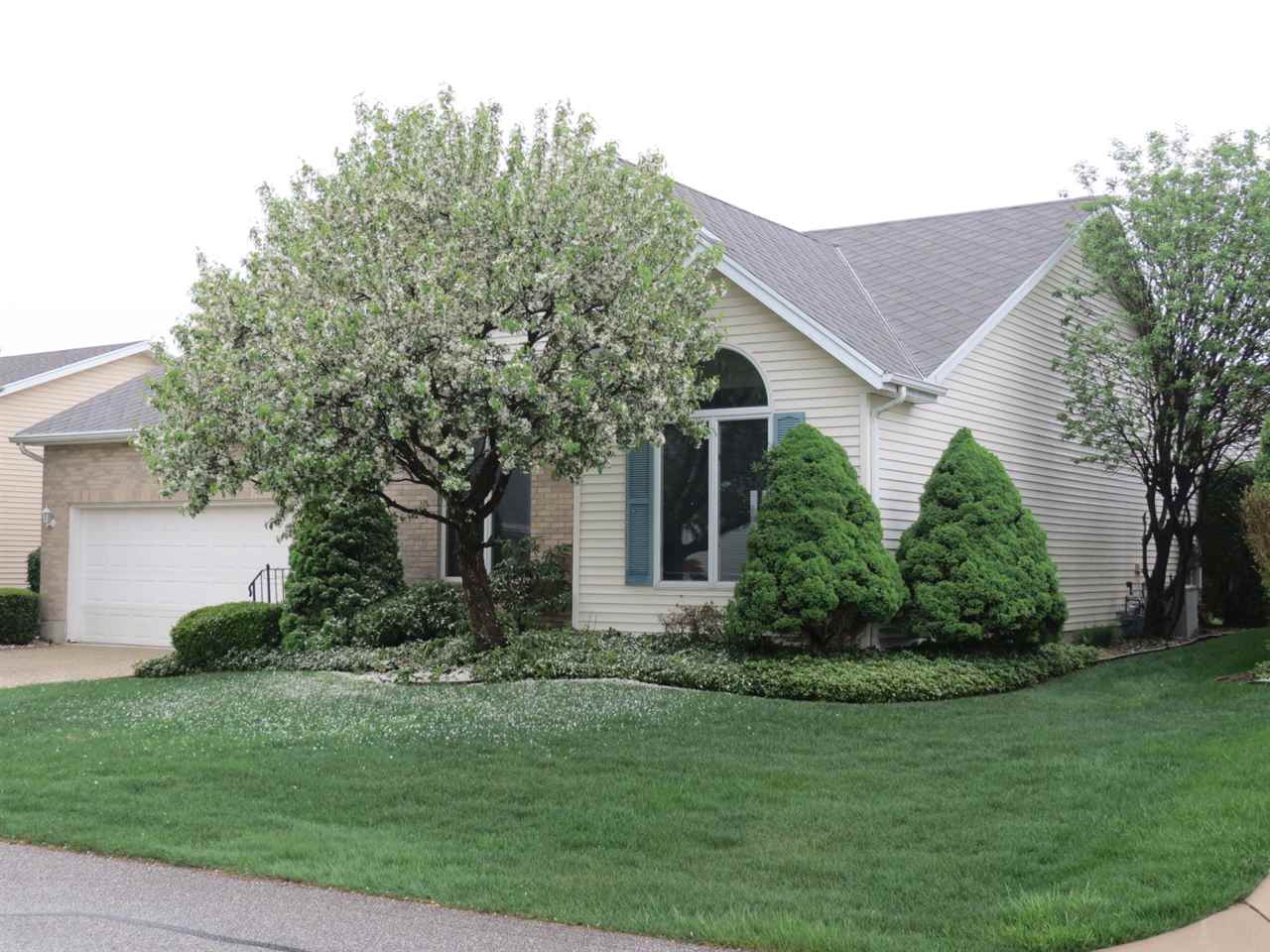 942 Andrews Ct, South Bend, IN 46614 photo 1