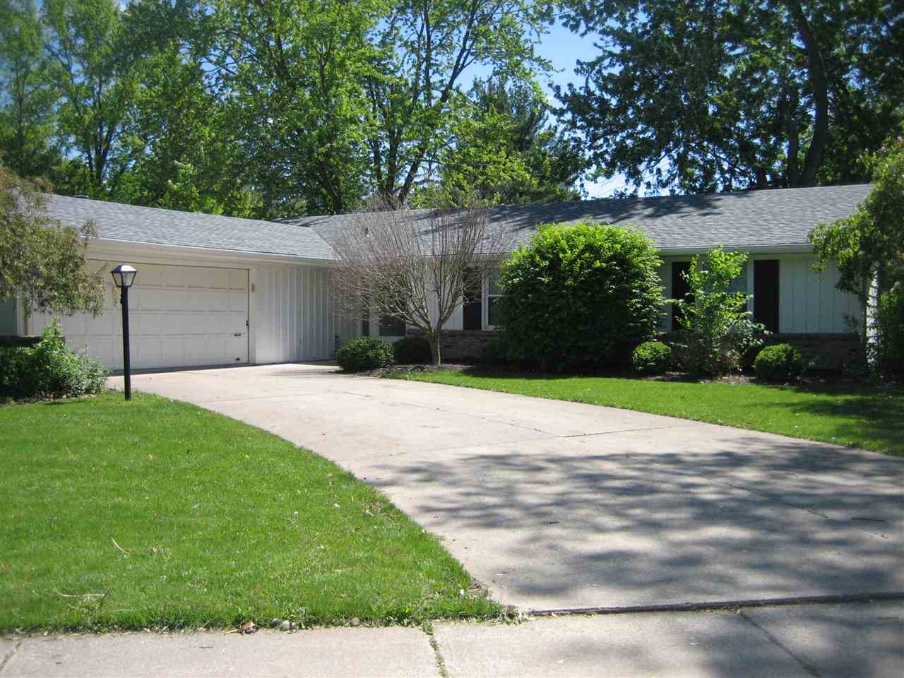 5024 Twilight Ln, Fort Wayne, IN 46835 photo 1