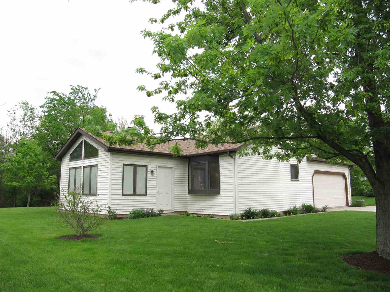 2024 Lima Valley Dr, Fort Wayne, IN 46818 photo 26