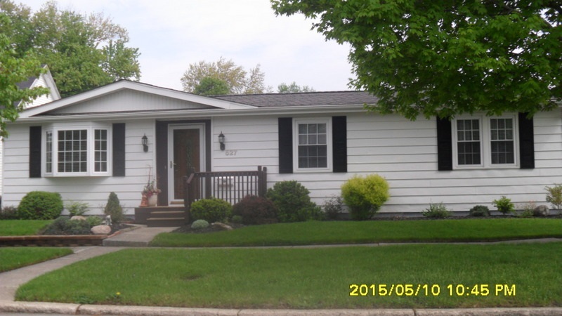 527 E Silver, Bluffton, IN 46714 photo 1