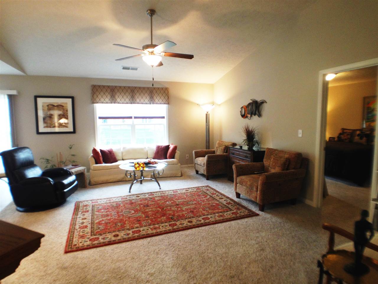5304 Bushel Dr, Evansville, IN 47711 photo 4