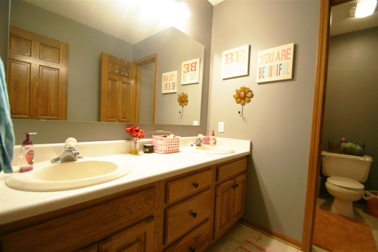1811 Hollow Creek Ct, Fort Wayne, IN 46814 photo 19