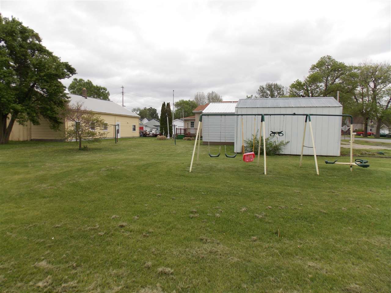 502 W Johnson St, Wolcott, IN 47995 photo 13