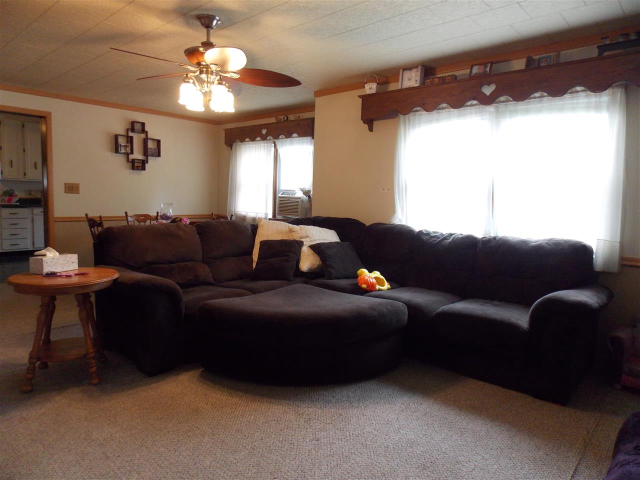 502 W Johnson St, Wolcott, IN 47995 photo 7