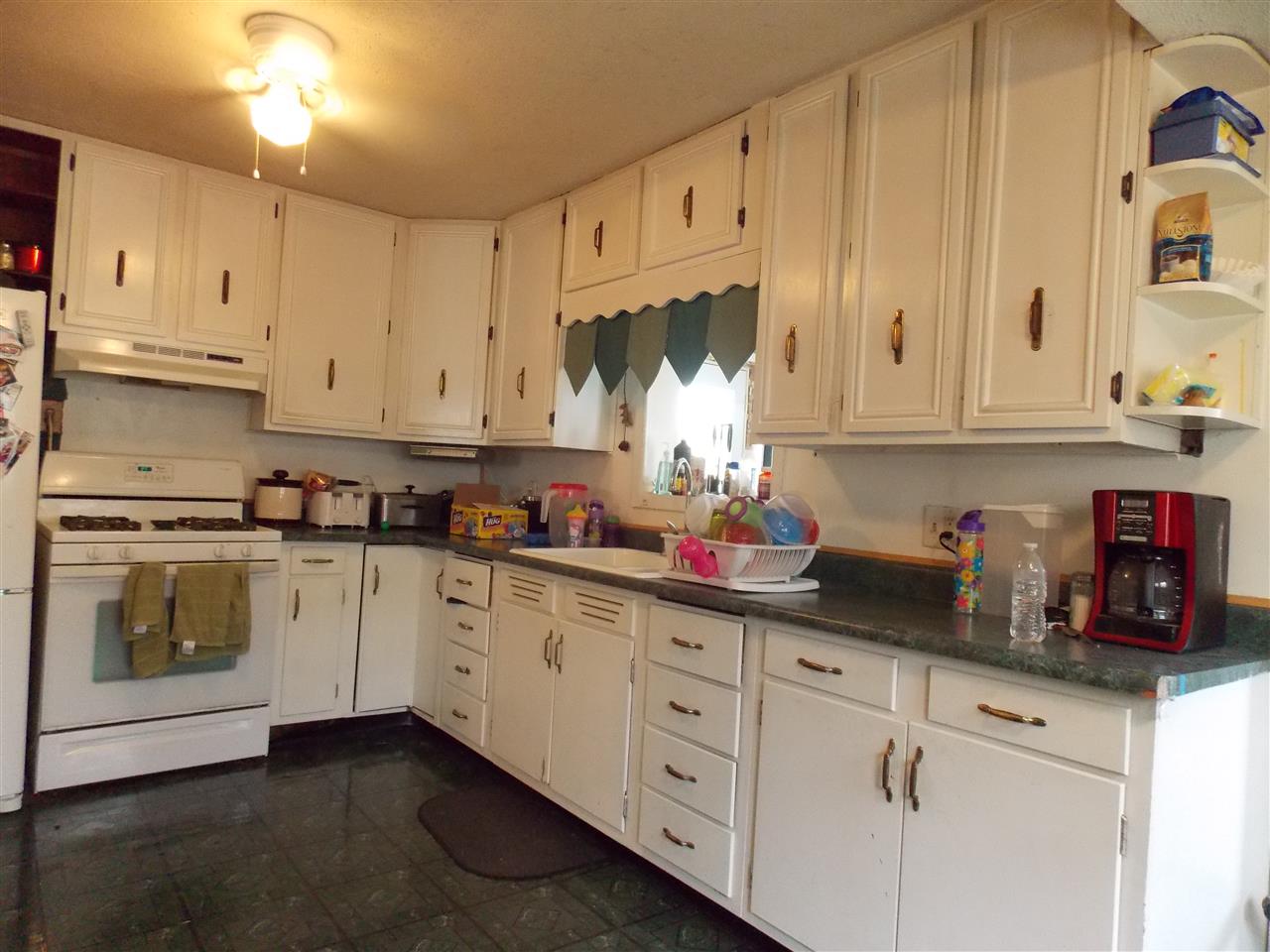 502 W Johnson St, Wolcott, IN 47995 photo 6